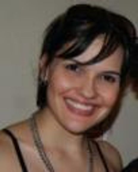 Denisse Ambert Headshot