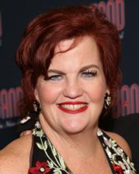 Mary Callanan Headshot