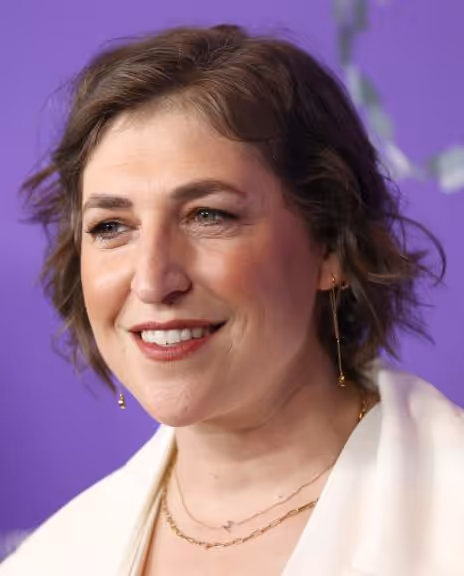Mayim Bialik Headshot