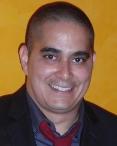 Kristoffer Diaz Headshot