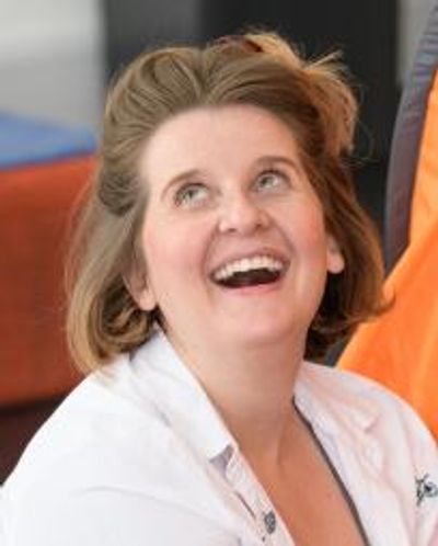 Amy Booth-Steel Headshot