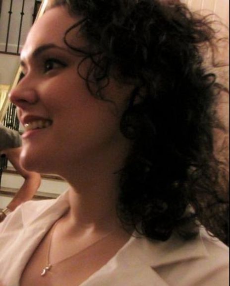 Maggie Elizabeth May Headshot