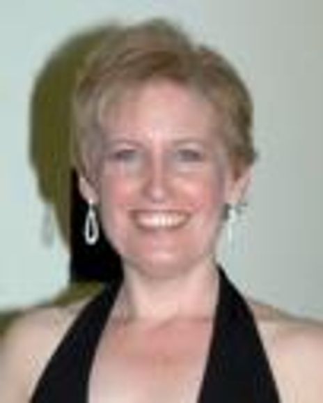 Liz Calaway Headshot