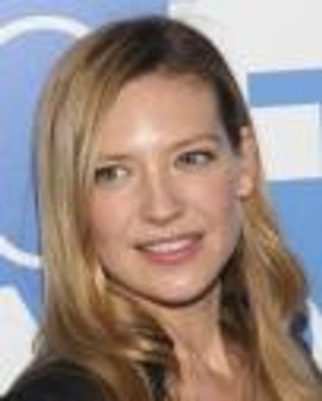 Anna Torv Headshot
