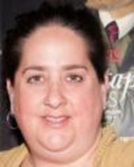 Samantha Schuster Headshot