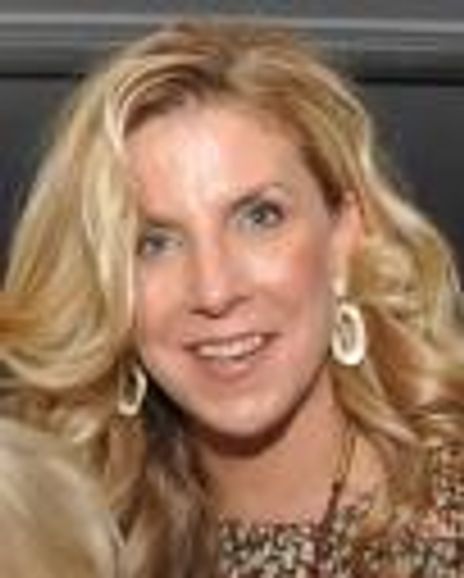 Margo Nederlander Headshot