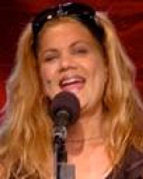 Kristen Johnson Headshot