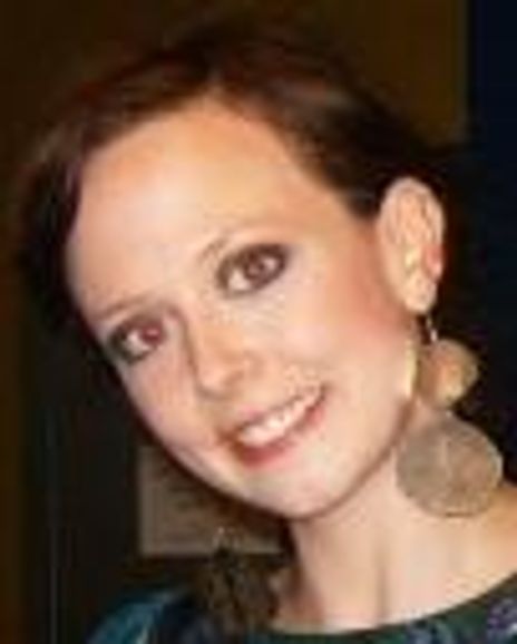 Maggie Grahm Headshot