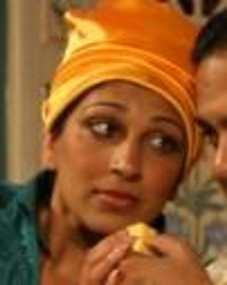 Minita Gandhi Headshot