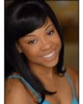 Domonique Paton Headshot