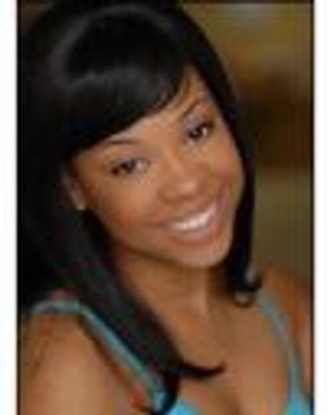 Domonique Paton Headshot