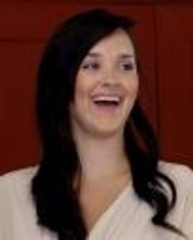 Jill Armour Headshot