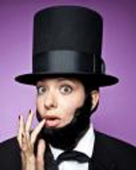 Lisa Birnbaum Headshot