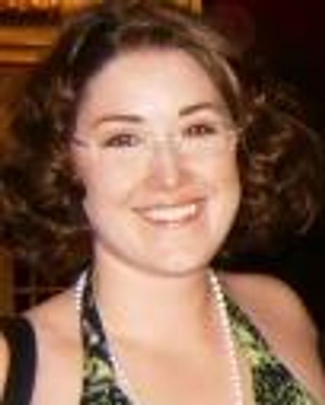 Rachel Levin Headshot