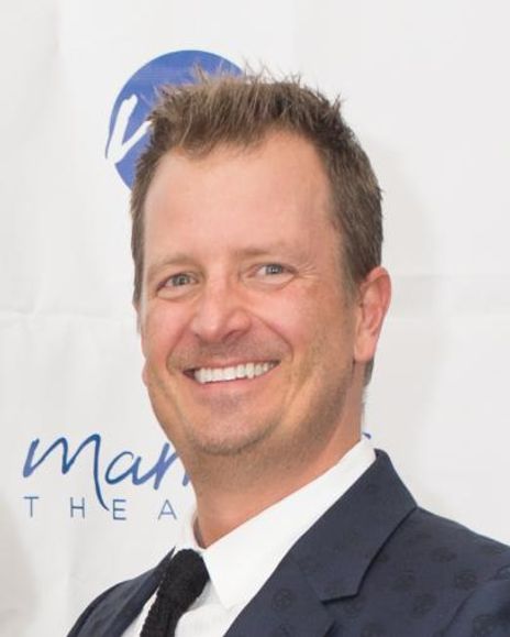 Aaron Thielen Headshot