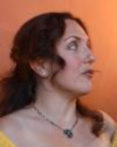 Trish Annese Headshot