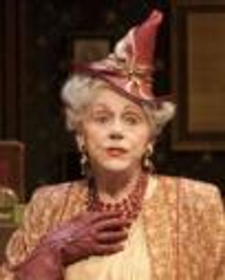 Jennifer Phipps Headshot