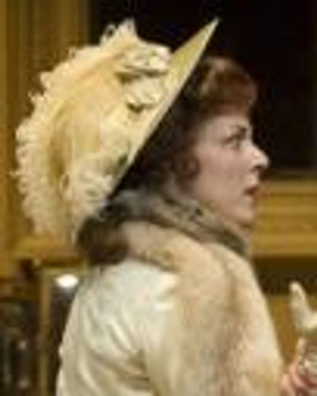 Diana Donnelly Headshot