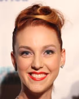 Bethany Moore Headshot