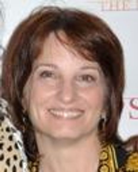 Elise Morris Headshot