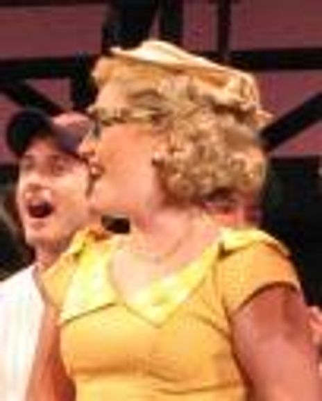 Amanda Trusty Headshot