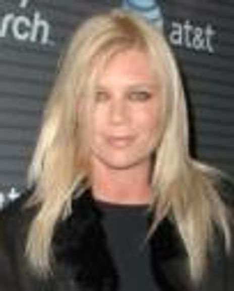 Peta Wilson Headshot