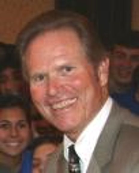 Tom Changnon Headshot