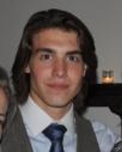 Andrew Veenstra Headshot