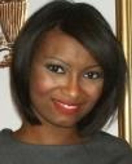 Julia Black Headshot