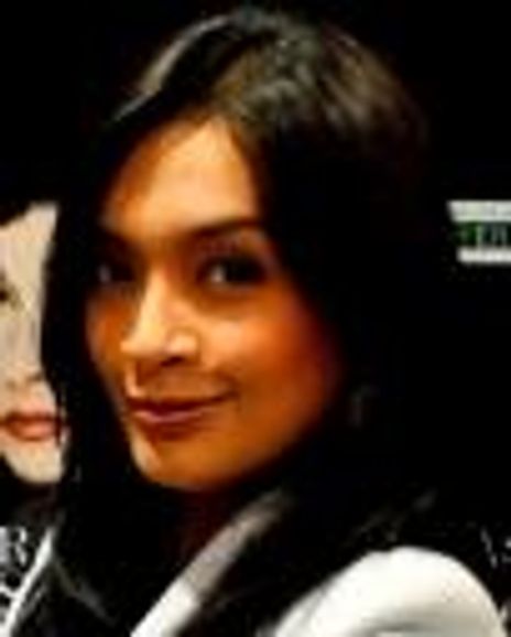 Ina Feleo Headshot