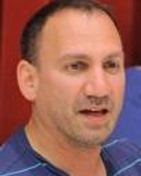 Danny Pelzig Headshot