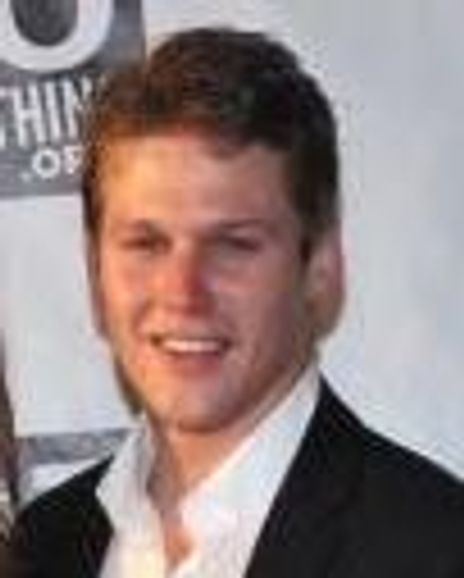 Zach Roering Headshot