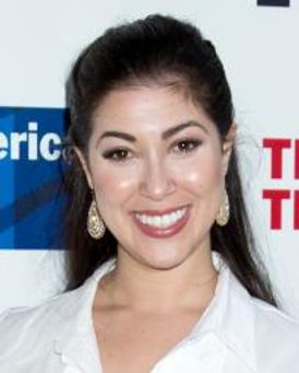 Sarah Amengual Headshot