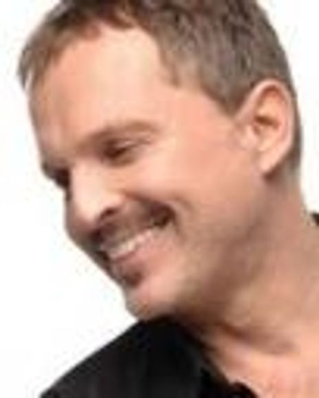 Miguel Bosé Headshot