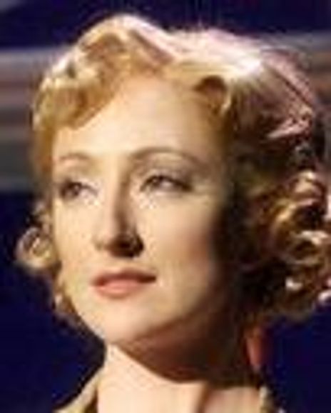 Carmen Cusak Headshot