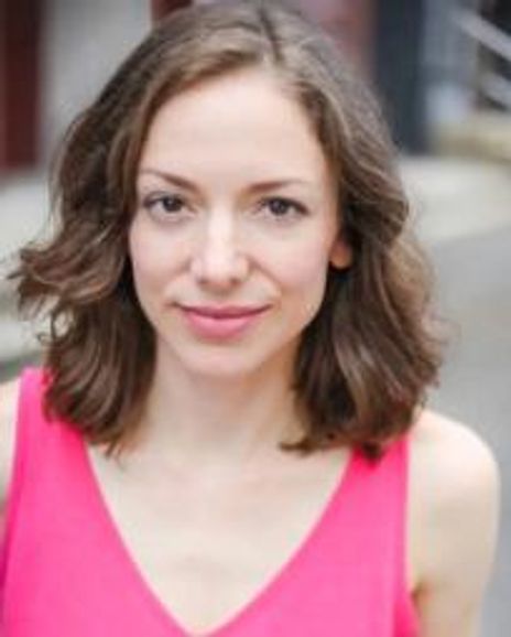 Deanna Gibson Headshot