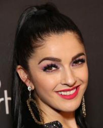 Carleigh Bettiol Headshot