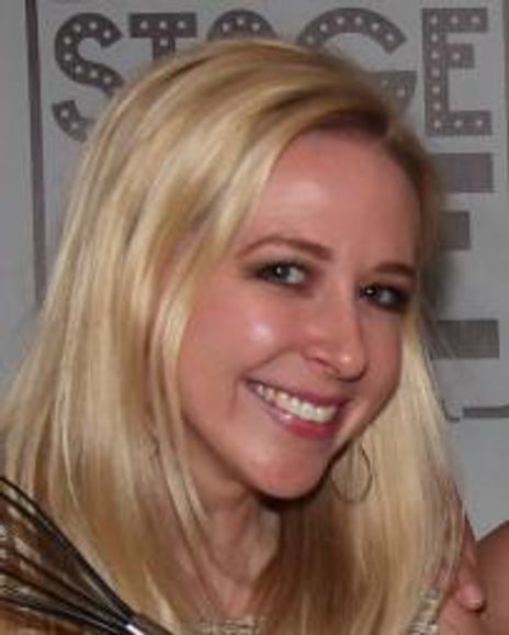 Suzanna Dupree Headshot