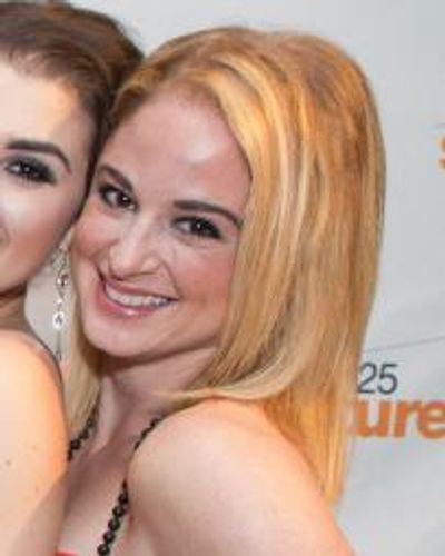 Rachel Schur Headshot