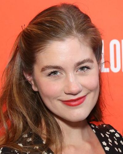 Laura Dreyfuss Headshot