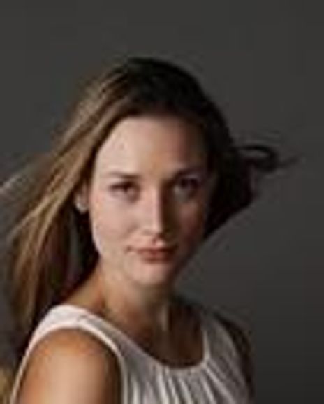 Hannah Tamminen Headshot