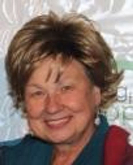 Vera Yunus Headshot