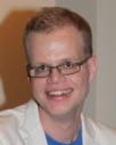 Ahti Paunu Headshot