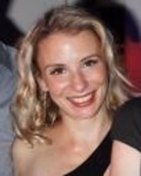 Farah Faltzberg Headshot