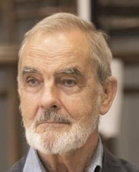 Gary Raymond Headshot