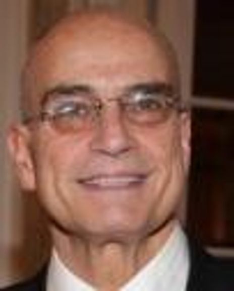 Alexander Dube Headshot