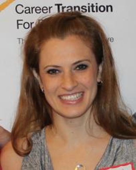 Courtney Iventosch Headshot