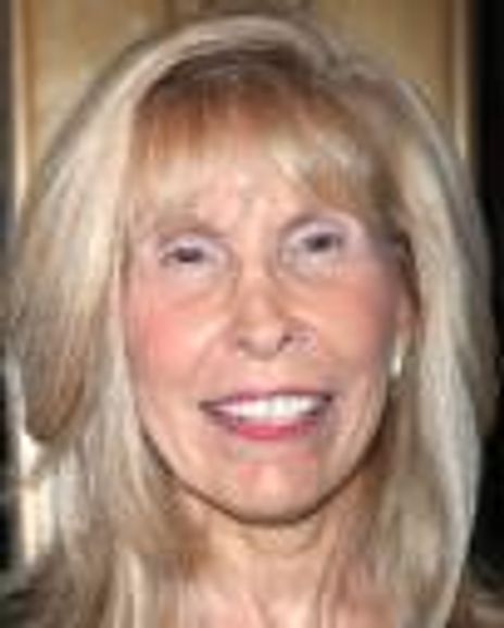 Shelley Goldberg Headshot