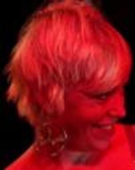 Amanda Schoonover Headshot