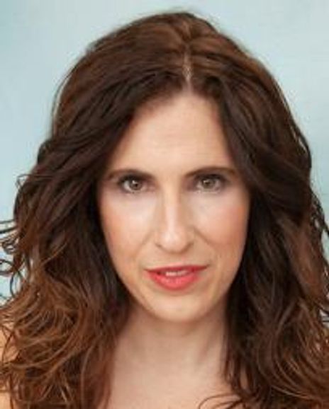 Nikki MacCallum Headshot